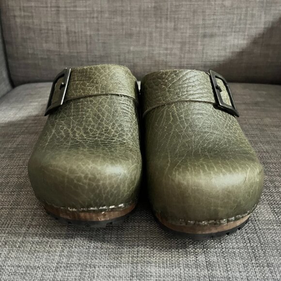 Sanita leather and wood clogs olive green *like new - Picture 4 of 7